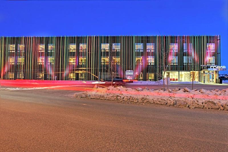 Mere Hotel Уинипег Екстериор снимка